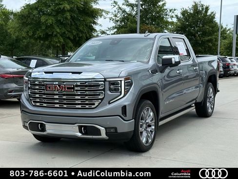 Used 2023 GMC Sierra 1500 Denali w/ Denali Reserve Package AWD/4WD image 10