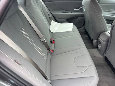 New 2025 Hyundai Elantra Sport image 15