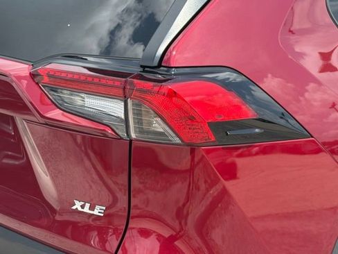 Used 2025 Toyota RAV4 XLE FWD image 13
