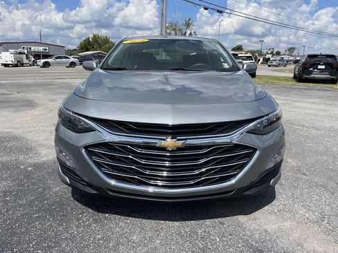 Used 2025 Chevrolet Malibu LT FWD image 9