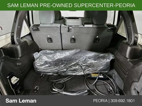 Used 2024 Jeep Wrangler Unlimited AWD/4WD image 24