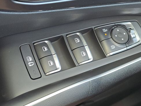 New 2026 Kia Sorento S image 11