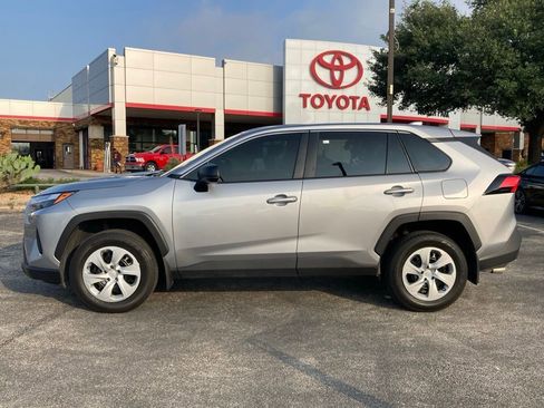 Certified 2025 Toyota RAV4 LE FWD image 8