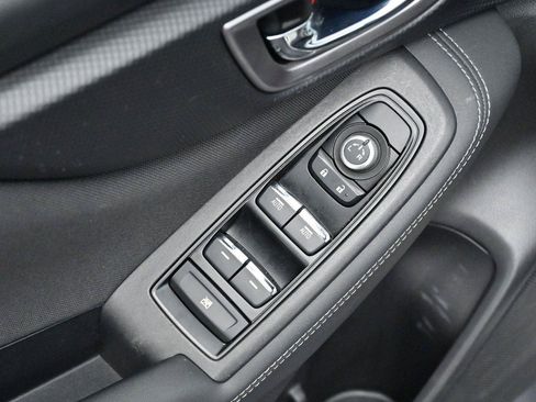 Used 2020 Subaru Forester Premium AWD/4WD image 10