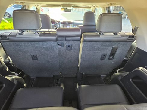Used 2016 Toyota 4Runner SR5 Premium AWD/4WD image 24