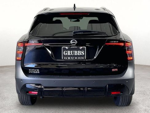 Certified 2025 Nissan Kicks SR FWD image 6