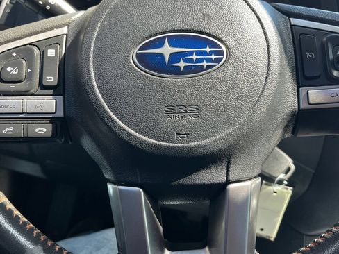 Used 2017 Subaru Crosstrek 2.0i Premium w/ Moonroof Package AWD/4WD image 15
