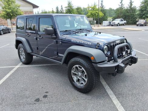 Used 2013 Jeep Wrangler Unlimited Rubicon w/ Connectivity Group AWD/4WD image 3