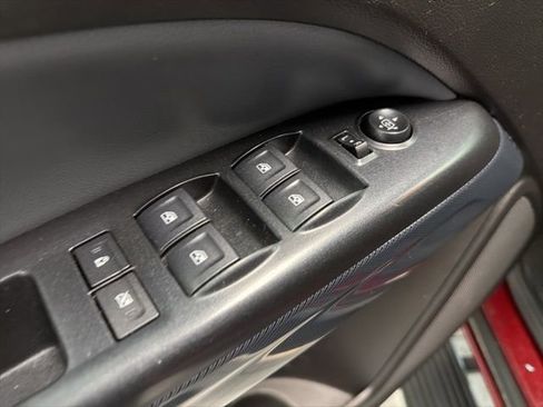 Used 2019 Chevrolet Colorado Z71 AWD/4WD image 10