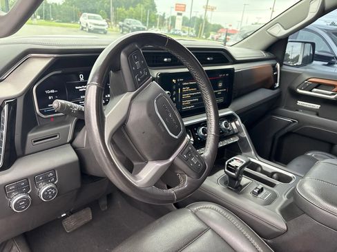 Used 2023 GMC Sierra 1500 Denali AWD/4WD image 3