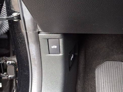 Used 2023 Honda Accord EX image 26