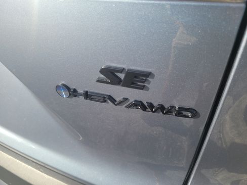 Used 2025 Toyota Corolla Cross AWD Hybrid image 10