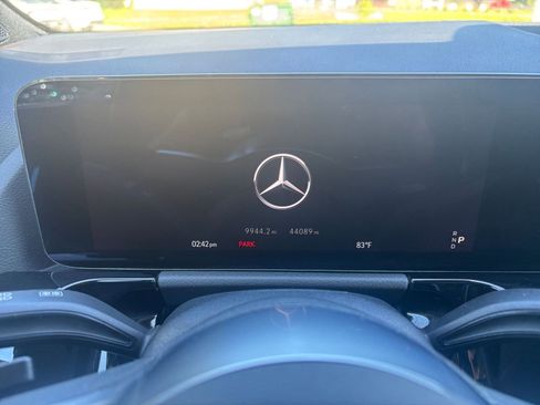 Used 2025 Mercedes-Benz GLA 250 image 41