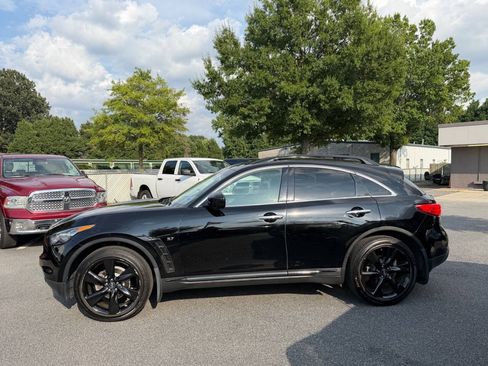 Used 2015 INFINITI QX70 AWD w/ Premium Package image 4