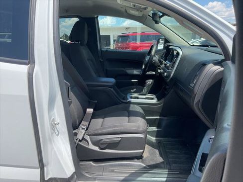 Used 2022 Chevrolet Colorado LT w/ Fleet Safety Package AWD/4WD image 13