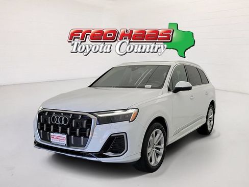 Used 2025 Audi Q7 3.0T Premium Plus AWD/4WD image 1