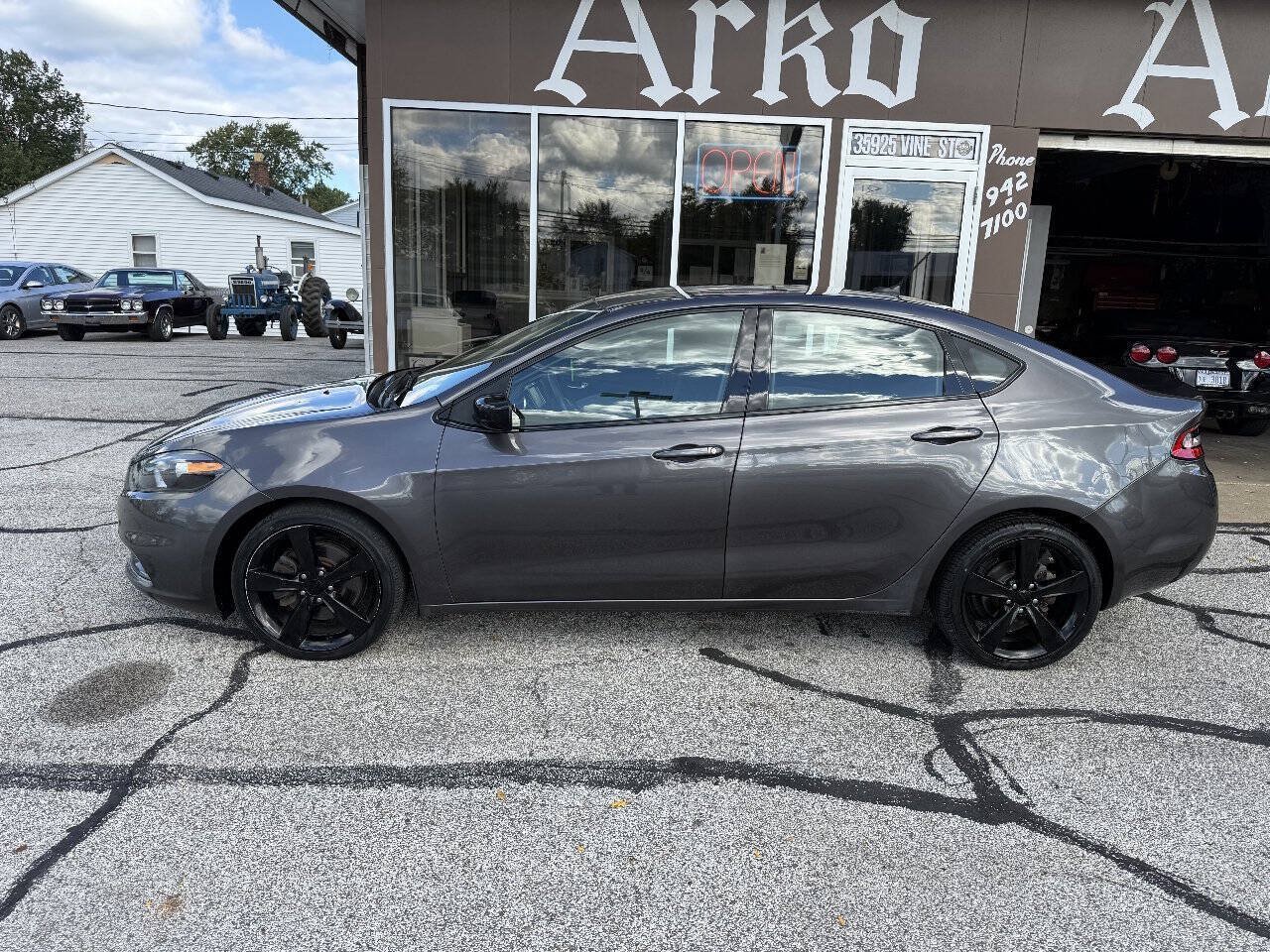 Used 2015 Dodge Dart SXT FWD image 5