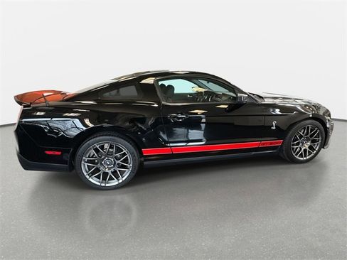Used 2011 Ford Mustang Shelby GT500 w/ SVT Performance Pkg image 5