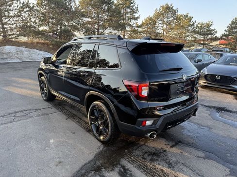Certified 2025 Honda Passport Black Edition image 2