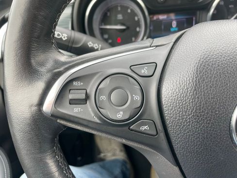 Used 2019 Buick Envision Essence AWD/4WD image 19