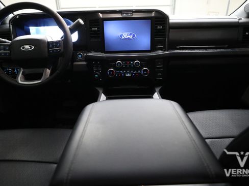 Used 2025 Ford F350 Lariat AWD/4WD image 13
