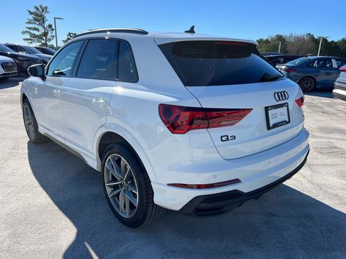 Used 2025 Audi Q3 2.0T Premium w/ Convenience Package image 7
