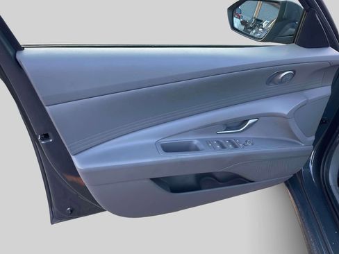 Certified 2023 Hyundai Elantra SEL image 16