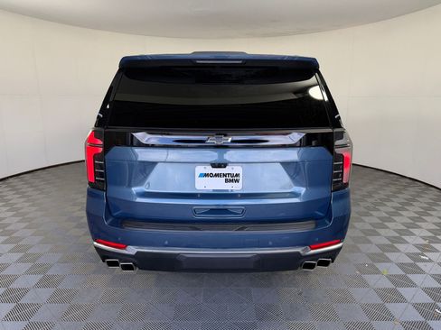 Used 2025 Chevrolet Suburban High Country image 10