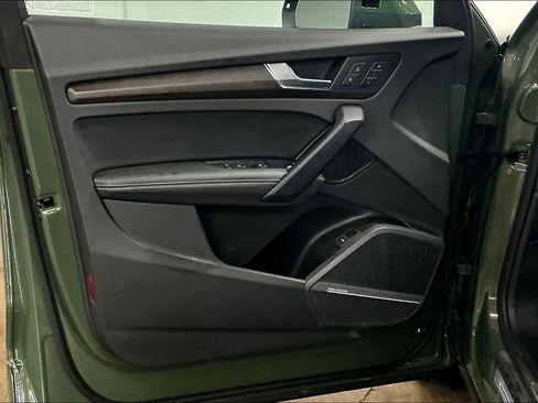 Used 2023 Audi Q5 2.0T Premium Plus image 25