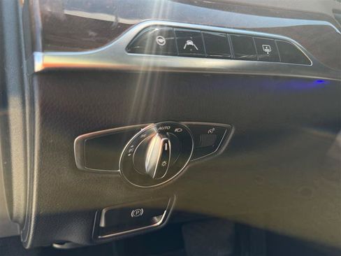 Used 2019 Mercedes-Benz S 560 4MATIC Sedan image 12