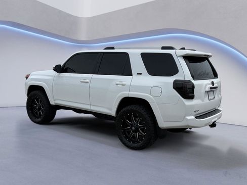 Used 2024 Toyota 4Runner SR5 Premium w/ Moonroof Package AWD/4WD image 6