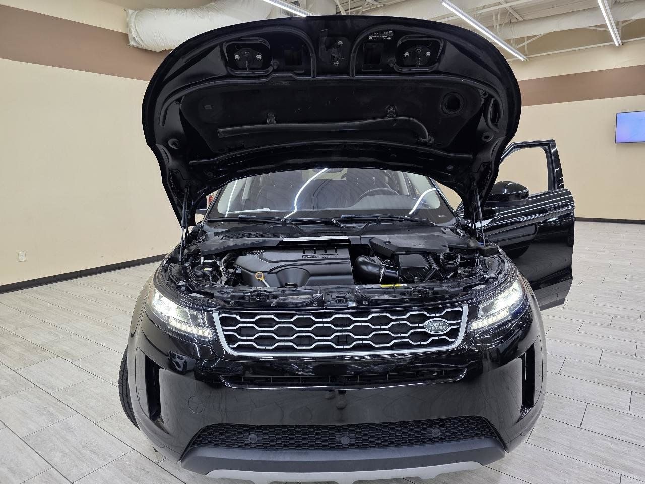 Used 2020 Land Rover Range Rover Evoque S AWD/4WD image 44