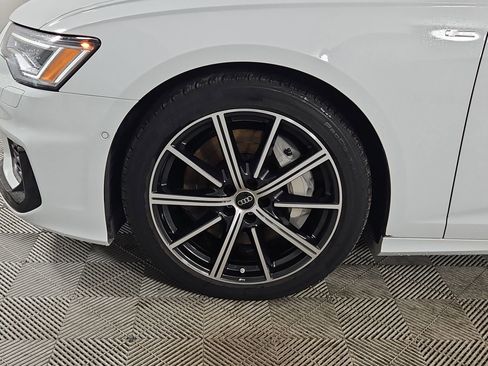 Certified 2025 Audi A6 Premium Plus w/ Premium Plus Package image 11