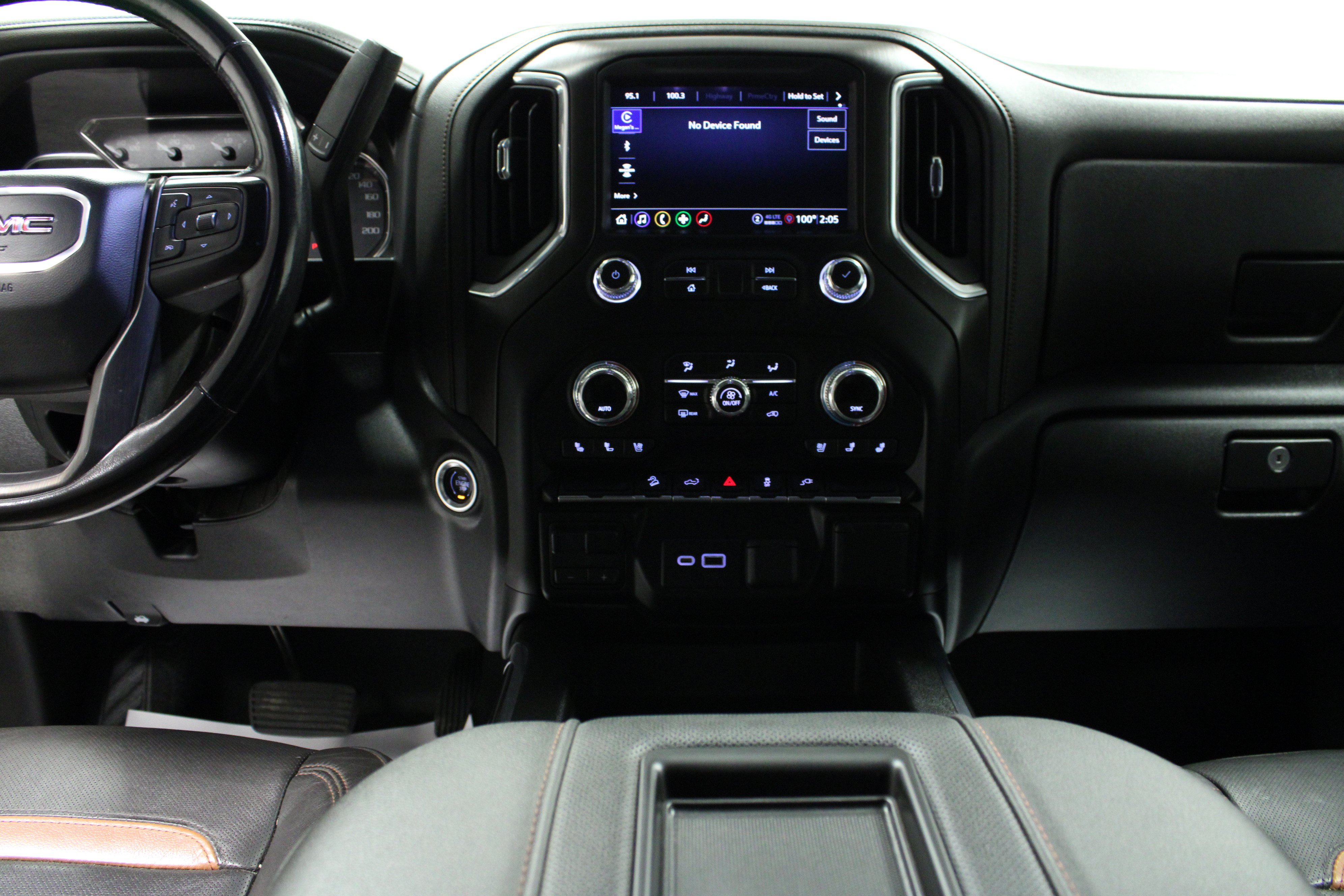 Used 2021 GMC Sierra 2500 AT4 AWD/4WD image 18