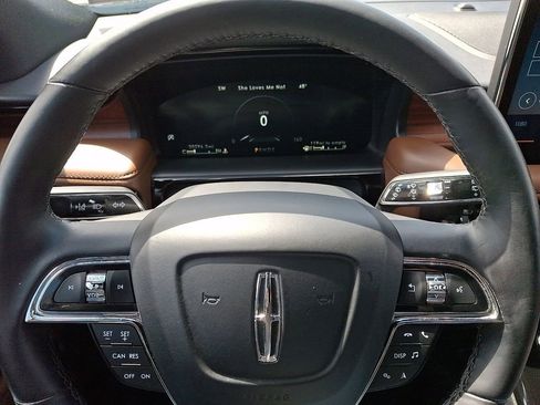 Certified 2022 Lincoln Nautilus Reserve image 20