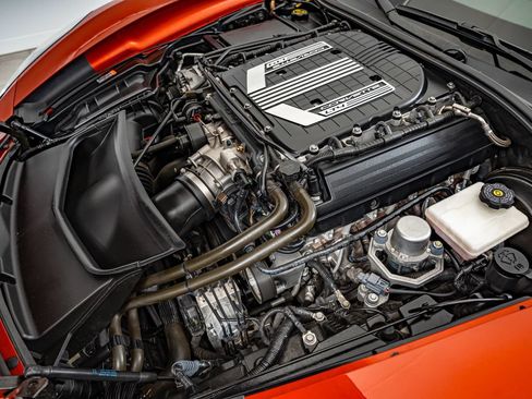 Used 2016 Chevrolet Corvette Z06 w/ 3LZ Preferred Equipment Group RWD image 55