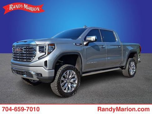Used 2023 GMC Sierra 1500 Denali w/ Denali Reserve Package AWD/4WD image 1