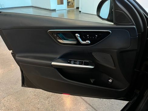 Used 2024 Mercedes-Benz C 300 Sedan image 20