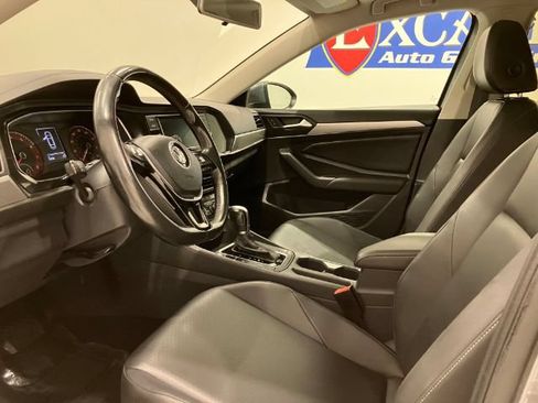 Used 2019 Volkswagen Jetta SE FWD image 18
