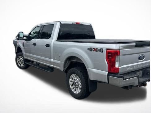 Used 2019 Ford F250 XLT w/ Snow Plow Prep Package AWD/4WD image 3