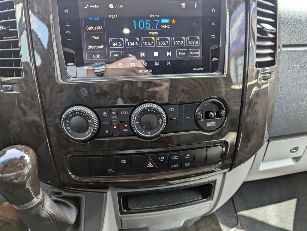 Used 2017 Mercedes-Benz Sprinter 2500 image 22