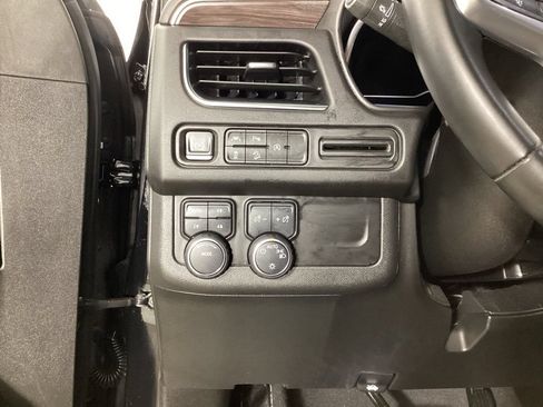 Used 2024 Chevrolet Tahoe Z71 AWD/4WD image 12