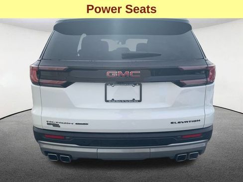Used 2025 GMC Acadia Elevation image 12