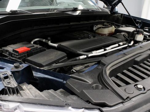 Used 2024 Chevrolet Silverado 1500 LT AWD/4WD image 15