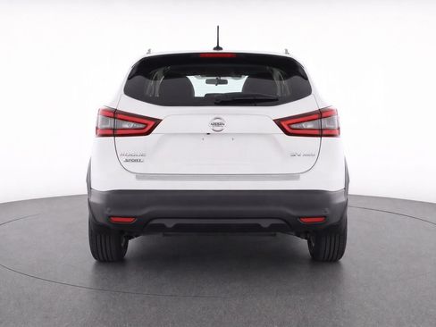 Used 2020 Nissan Rogue Sport SV AWD/4WD image 7