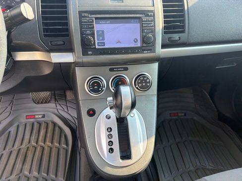 Used 2012 Nissan Sentra 2.0 SR w/ Special Edition Pkg FWD image 14