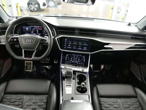 Used 2022 Audi RS 6 AWD/4WD image 17
