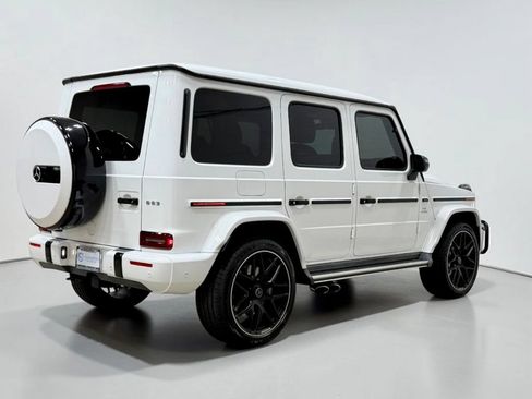 Used 2022 Mercedes-Benz G 63 AMG 4MATIC w/ AMG Performance Package image 18