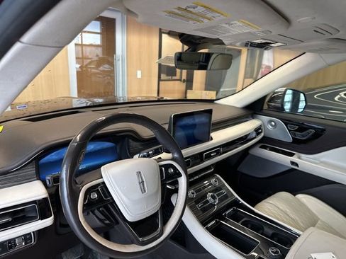Used 2020 Lincoln Aviator Black Label w/ Dynamic Handling Package image 6