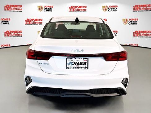 Used 2023 Kia Forte LXS FWD image 13